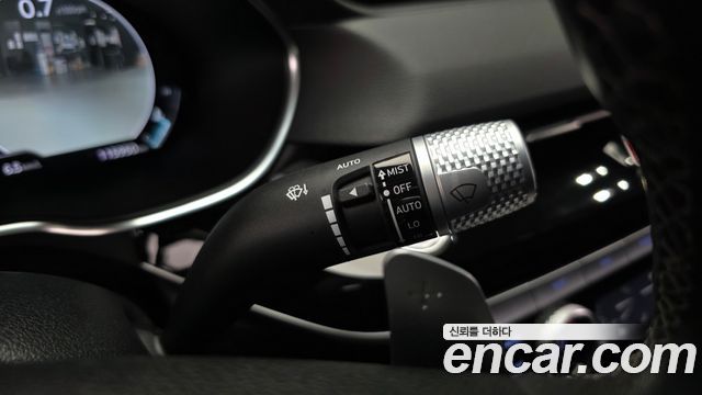 Genesis G80 2023 — photo 30
