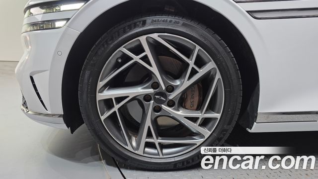 Genesis G90 2023 — photo 5