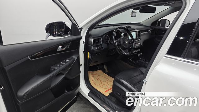 Kia Sorento 2017 — photo 10