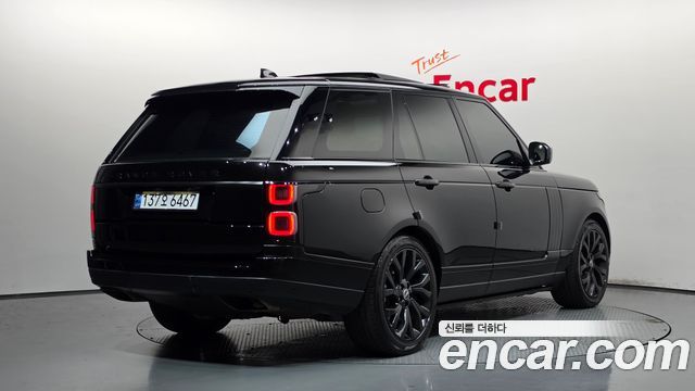 Land Rover Range Rover 2019 — photo 2
