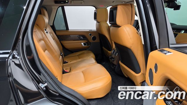 Land Rover Range Rover 2019 — photo 17