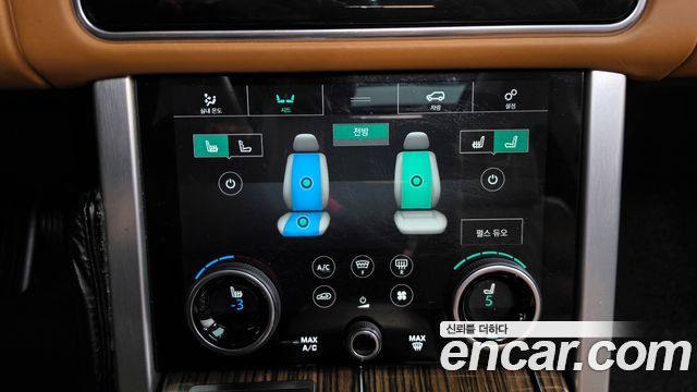 Land Rover Range Rover 2019 — photo 33