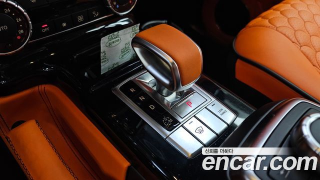 Mercedes-Benz G-Class 2016 — photo 9