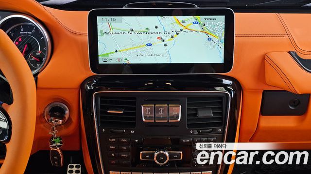 Mercedes-Benz G-Class 2016 — photo 14