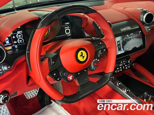Ferrari GTC4 Lusso 2020 — photo 9