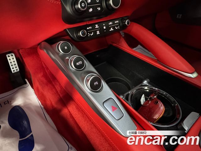 Ferrari GTC4 Lusso 2020 — photo 13