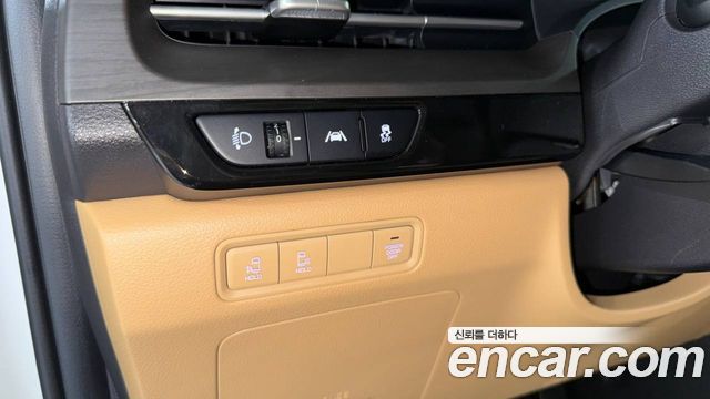Kia Canival 2021 — photo 13