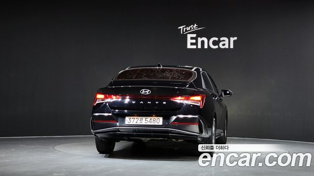 Hyundai AVANTE 2024 — photo 4