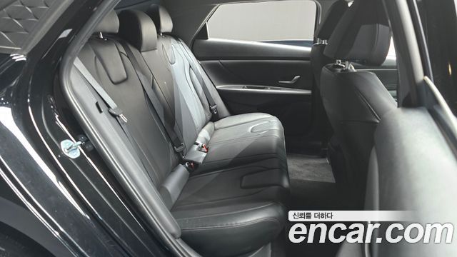 Hyundai AVANTE 2024 — photo 17