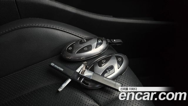 Hyundai AVANTE 2024 — photo 27