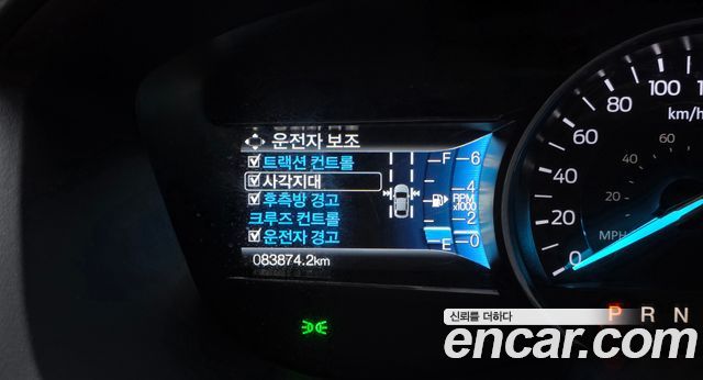 Ford Explorer 2019 — photo 17