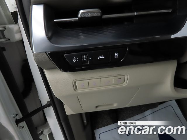 Kia Canival 2023 — photo 15