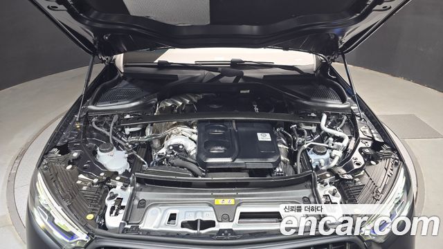 Mercedes-Benz GLC-Class 2025 — photo 6