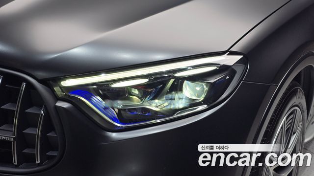 Mercedes-Benz GLC-Class 2025 — photo 8