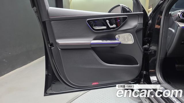 Mercedes-Benz GLC-Class 2025 — photo 14
