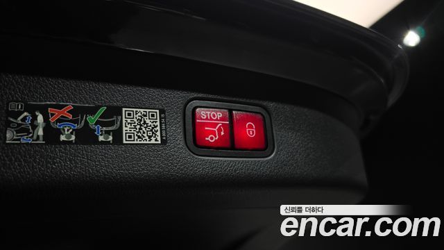 Mercedes-Benz GLC-Class 2025 — photo 31