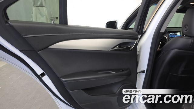 Cadillac ATS 2017 — photo 15