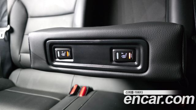Renault Korea QM6 2023 — photo 25