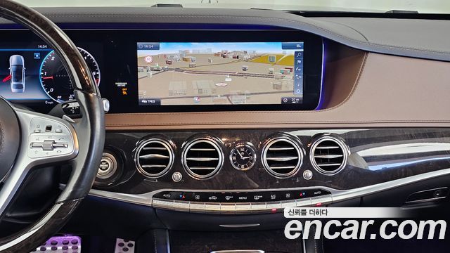 Mercedes-Benz S-Class 2018 — photo 14
