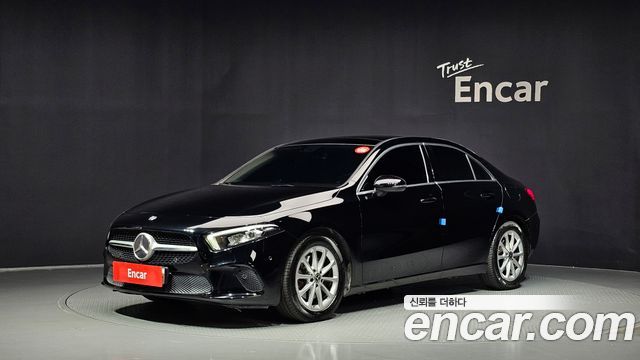 Mercedes-Benz A-Class 2020 — photo 1
