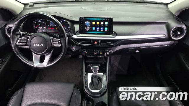 Kia K3 2022 — photo 10