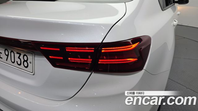 Kia K3 2022 — photo 9