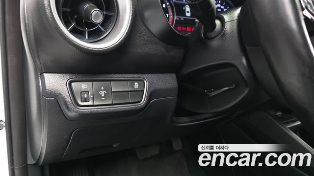 Kia K3 2022 — photo 29