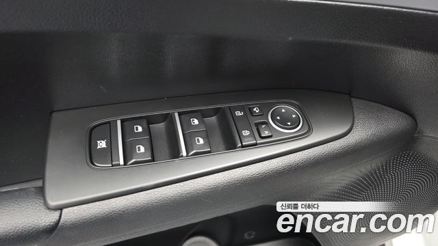 Kia K3 2022 — photo 30
