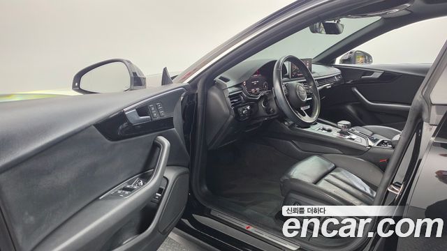 Audi A5 2019 — photo 10