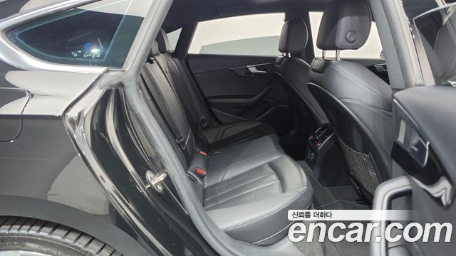 Audi A5 2019 — photo 12