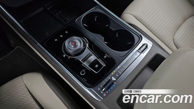Kia Canival 2025 — photo 12
