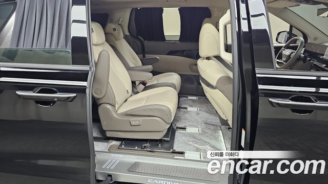 Kia Canival 2025 — photo 17
