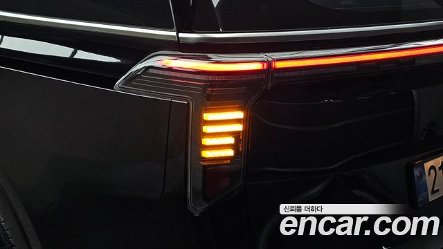 Kia Canival 2025 — photo 9