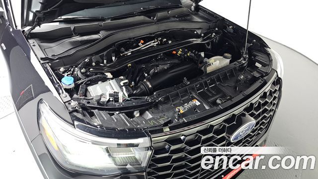 Ford Explorer 2025 — photo 6