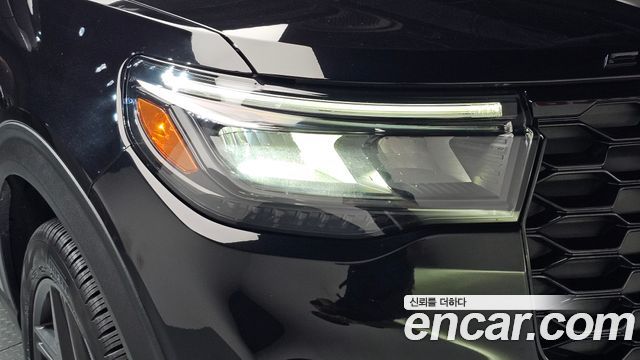 Ford Explorer 2025 — photo 8