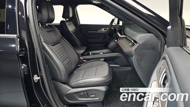 Ford Explorer 2025 — photo 16