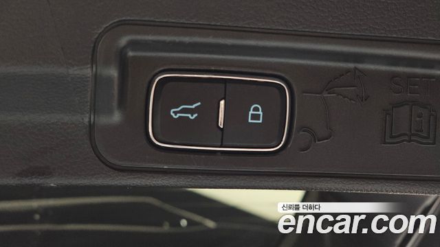 Ford Explorer 2025 — photo 36