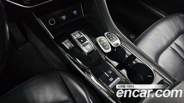 Hyundai Sonata 2020 — photo 12