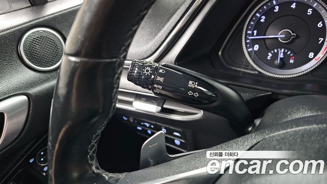Hyundai Sonata 2020 — photo 28