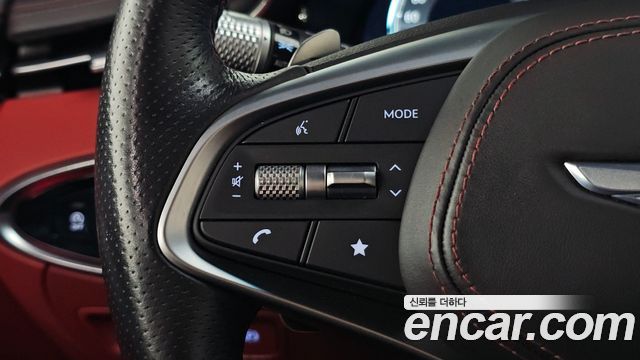 Genesis GV70 2023 — photo 27