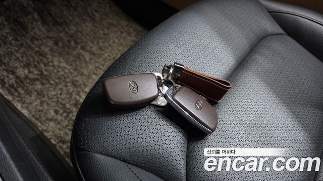 Hyundai AVANTE 2018 — photo 20