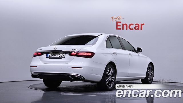 Mercedes-Benz E-Class 2021 — photo 2