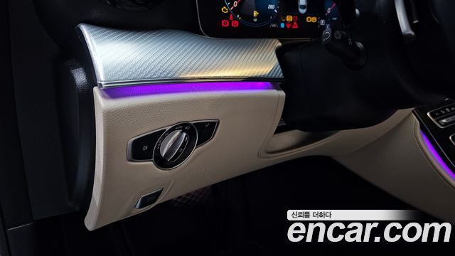Mercedes-Benz E-Class 2021 — photo 22