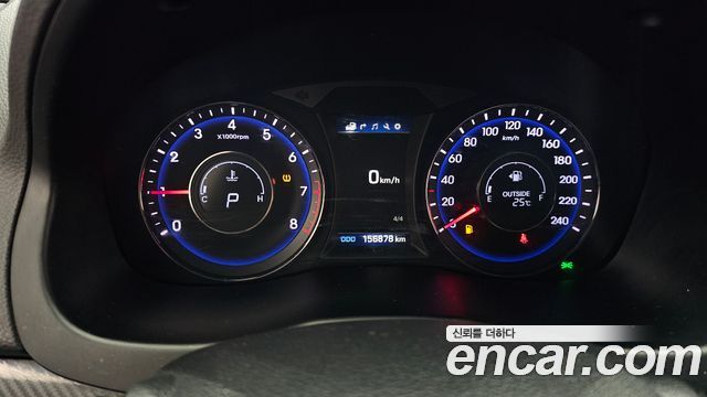 Hyundai i40 2016 — photo 11