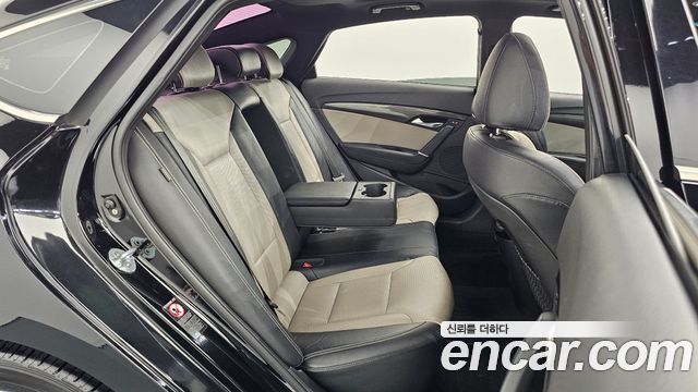 Hyundai i40 2016 — photo 16