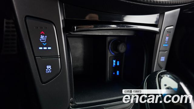 Hyundai i40 2016 — photo 28