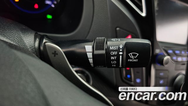Hyundai i40 2016 — photo 34