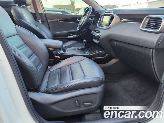 Kia Sorento 2015 — photo 12