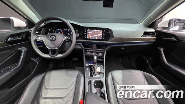 Volkswagen Jetta 2021 — photo 10