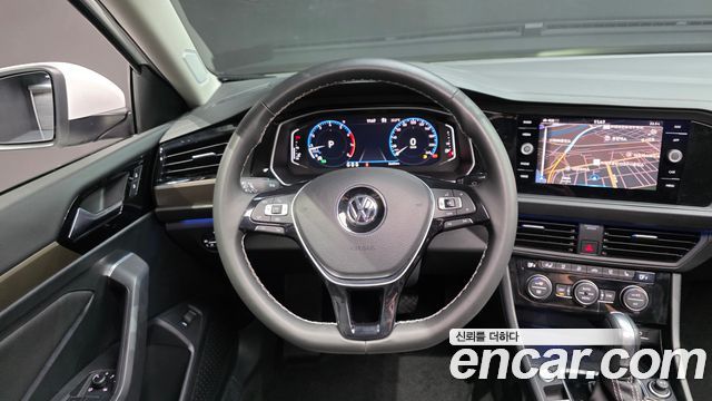 Volkswagen Jetta 2021 — photo 19